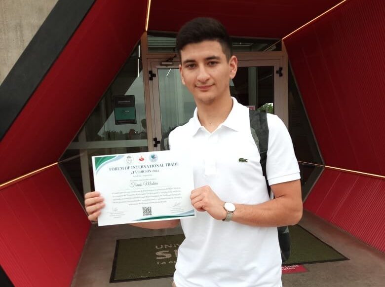 Charlamos con Tomás Medina, premiado en el concurso “Ponentes