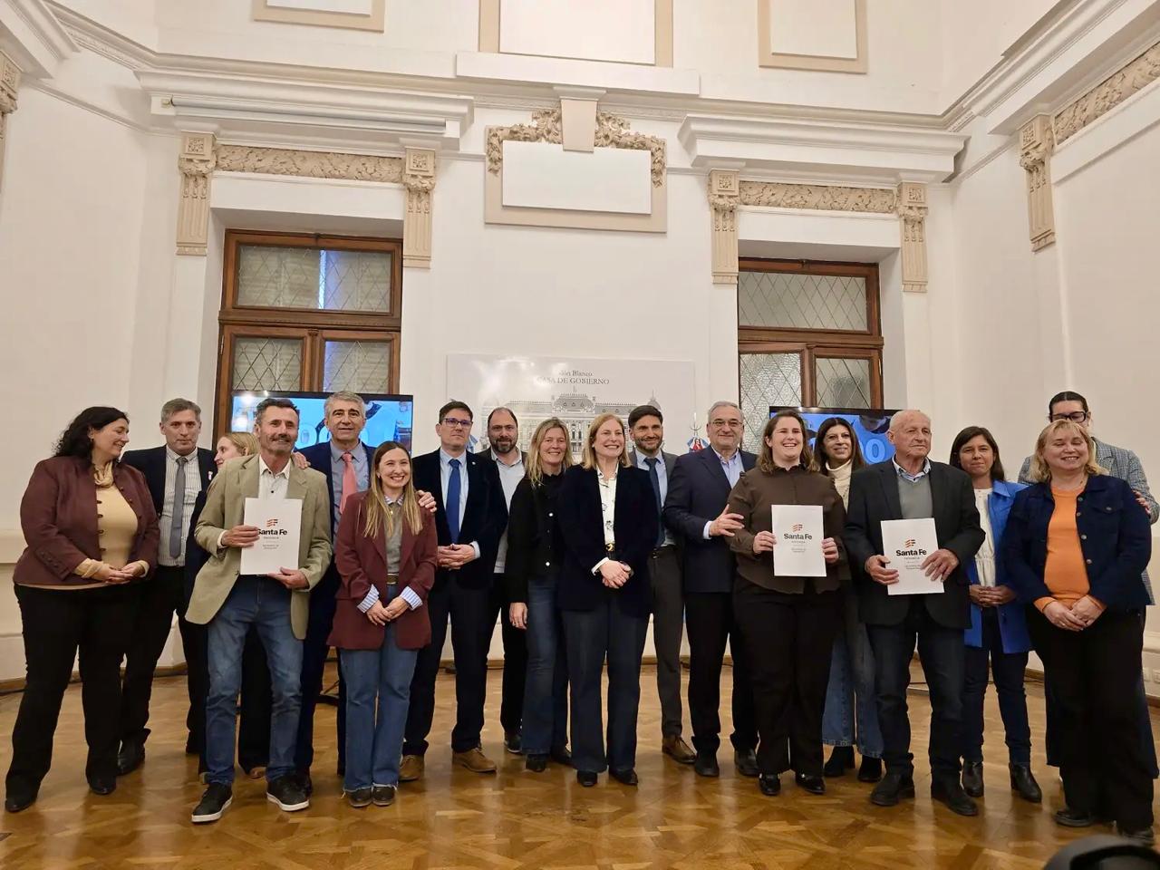 El departamento Castellanos suma cinco nuevas aulas a través del Programa Provincial 1000 Aulas